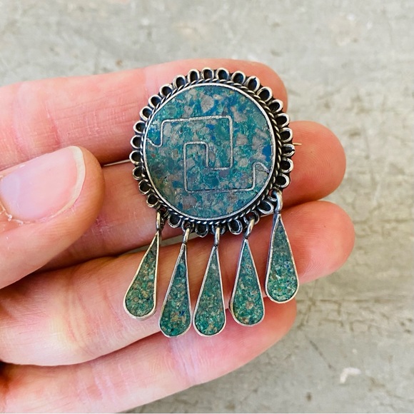 Taxco Jewelry - ♥️ Southwestern Style ♥️ Taxco Sterling Silver & Green Gemstone Brooch Pendant